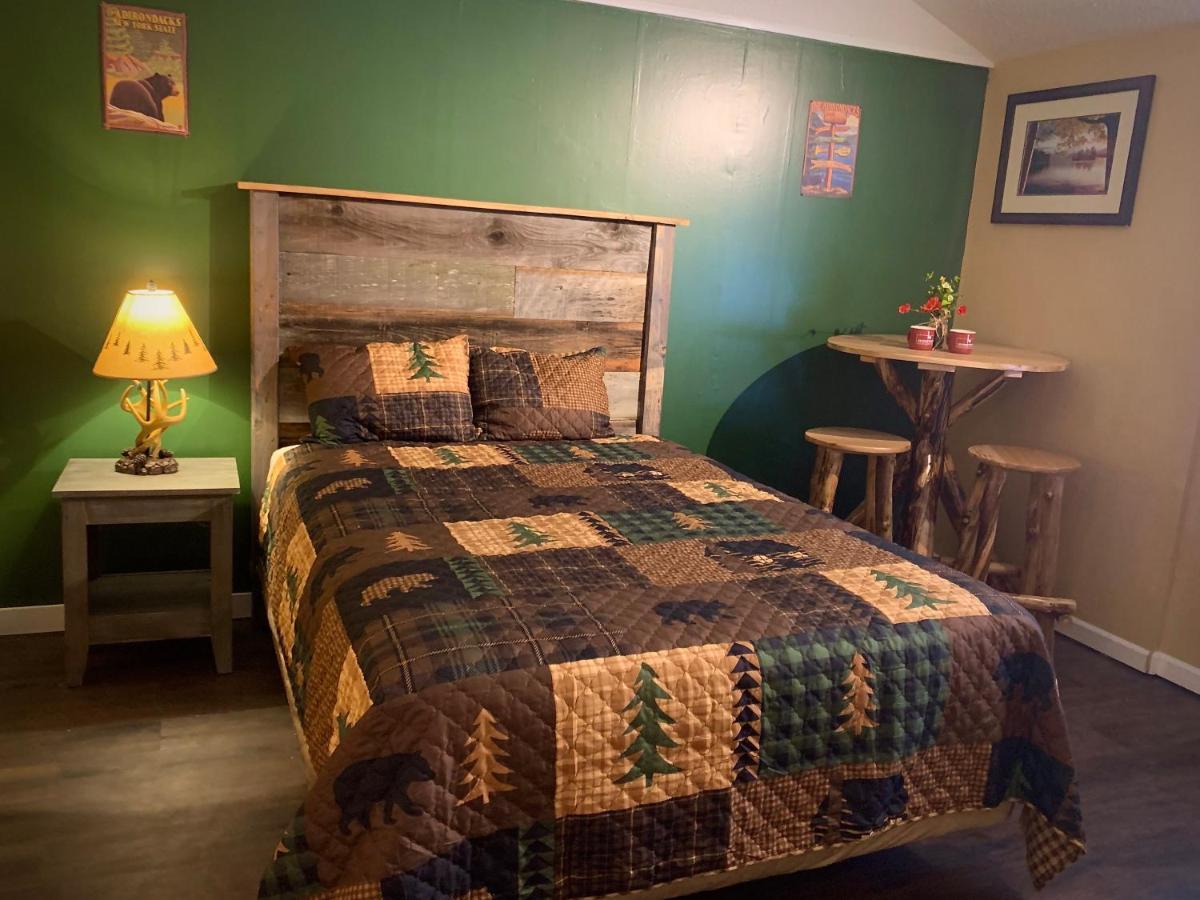 Motel Montreal Lake George Zewnętrze zdjęcie