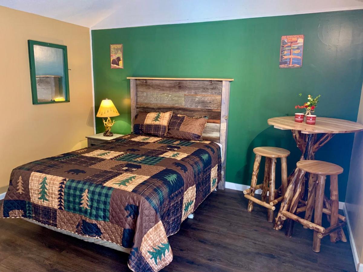 Motel Montreal Lake George Zewnętrze zdjęcie