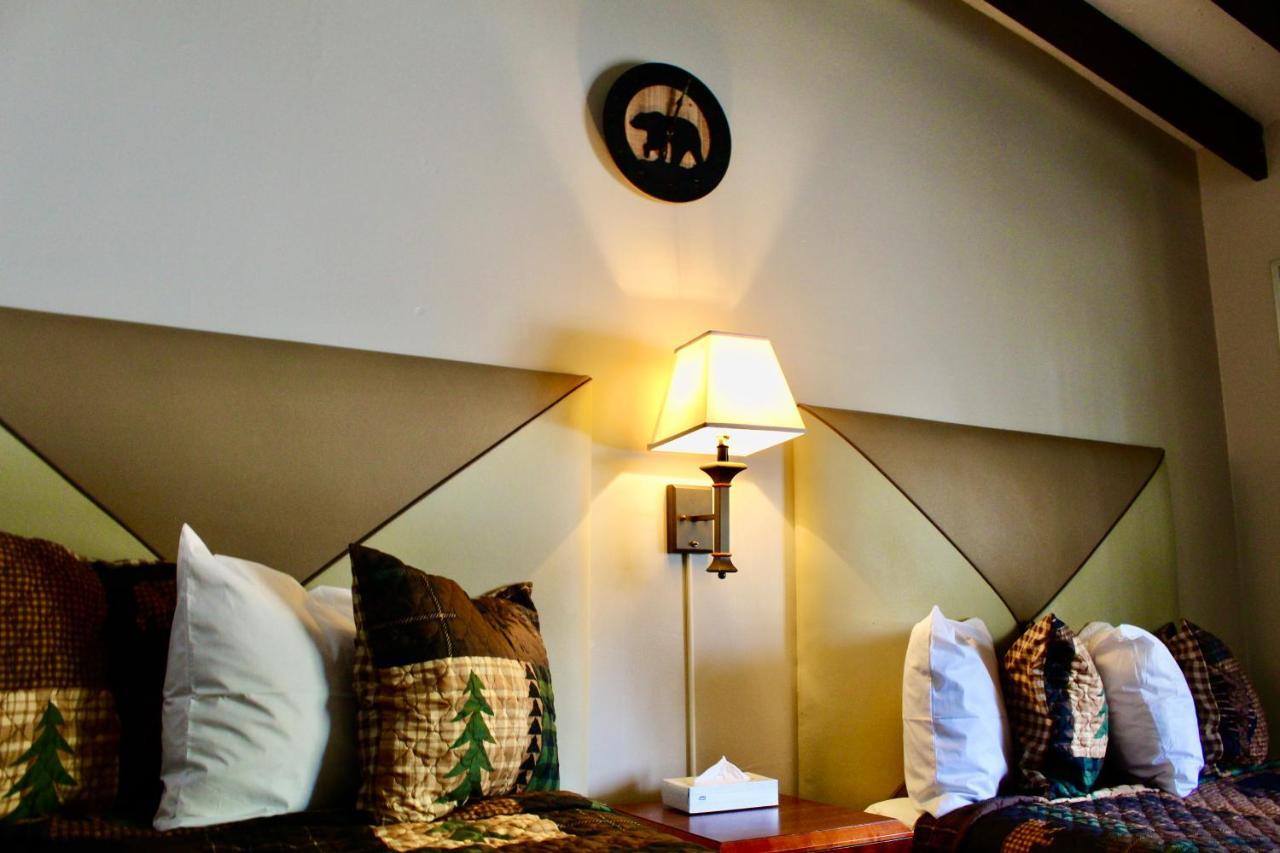 Motel Montreal Lake George Zewnętrze zdjęcie