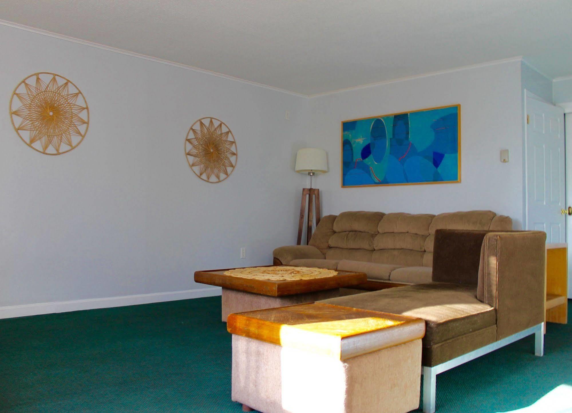 Motel Montreal Lake George Zewnętrze zdjęcie